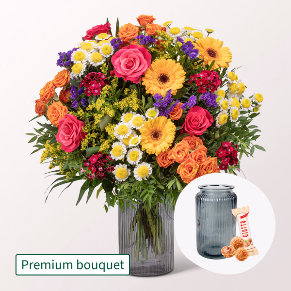 Premium Bouquet Meisterwerk with Premium Vase & Ferrero Giotto