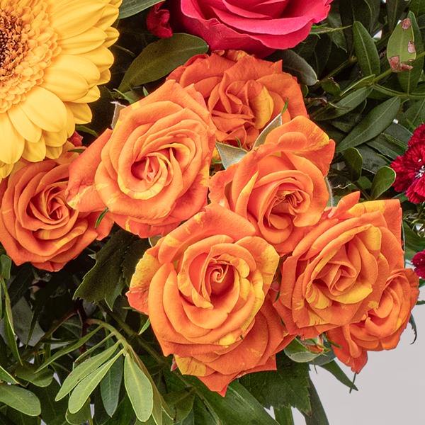 Premiumstrauß Meisterwerk mit Premiumvase & Ferrero Giotto