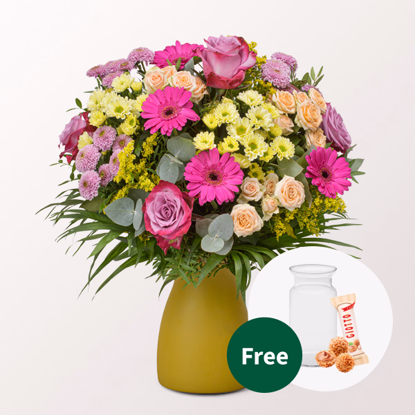 Flower Bouquet Herzflüstern with vase & Ferrero Giotto