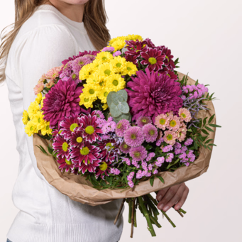 Premiumstrauß Gartengruß mit Premiumvase & Halloren Kugeln