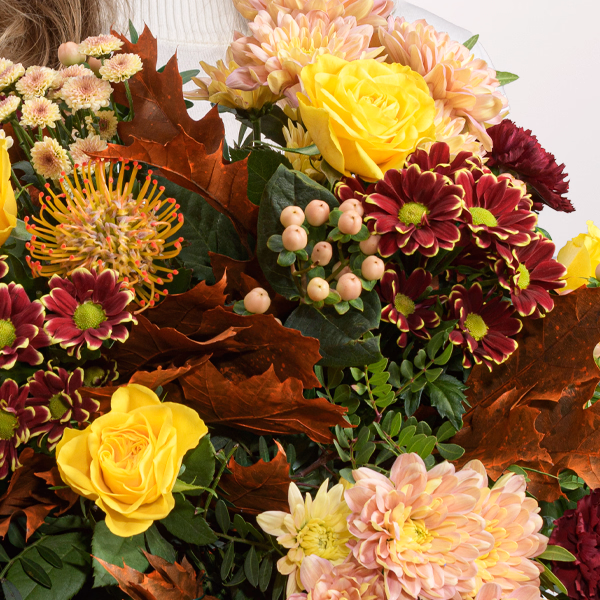 Premiumstrauß Ode an den Herbst mit Premiumvase & Halloren Kugeln