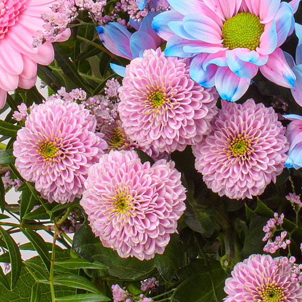 Flower Bouquet Muttertagszauber with vase & 3 Ferrero Giotto