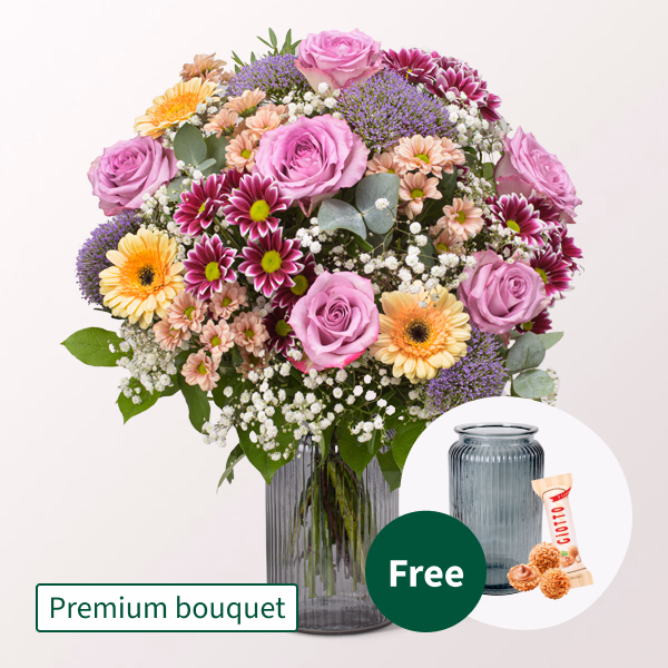 Premium Bouquet Prachtvoll with Premium Vase & Ferrero Giotto