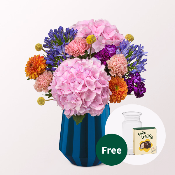 Flower Bouquet Blütenmelodie with Halloren Balls & vase