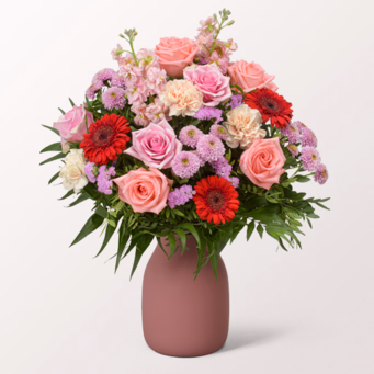 Flower Bouquet for Mother's Day with vase & Ferrero Giotto