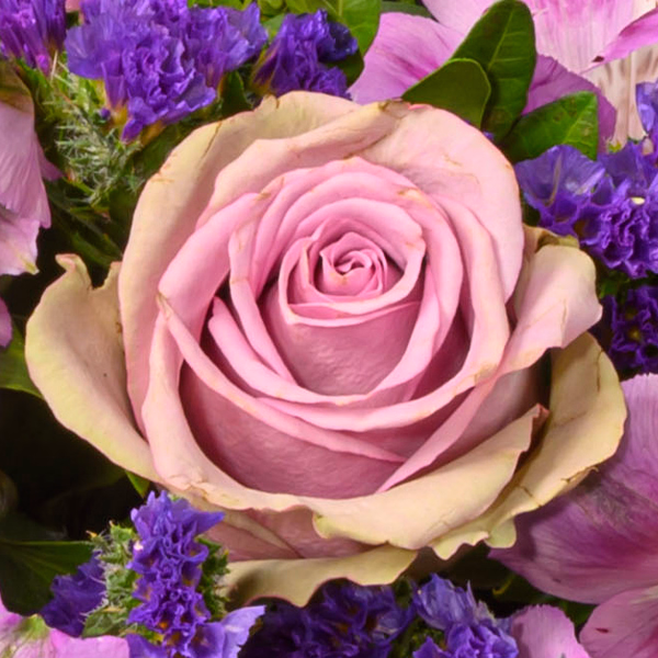 Blumenstrauß Danke mit Vase & Ferrero Giotto 3er