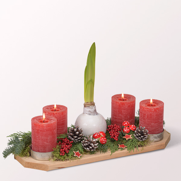 Adventsgesteck Winterlicht (45 x 17 cm) mit Halloren Kugeln