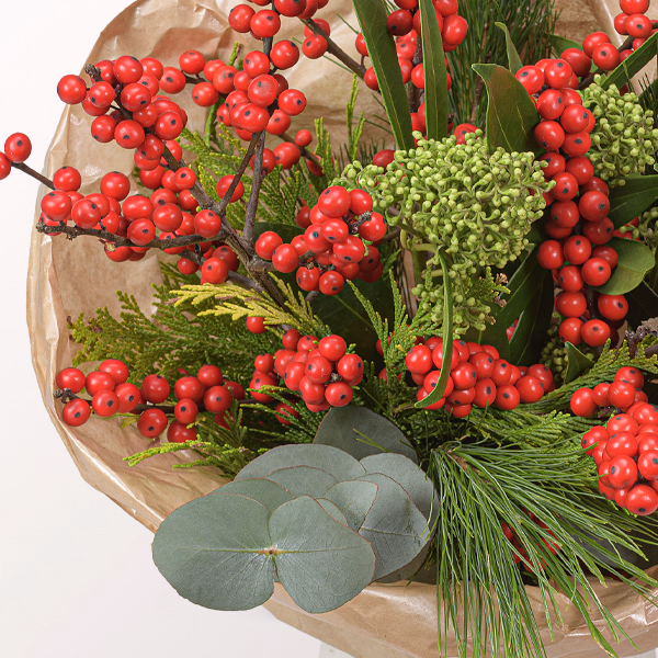 Flower Bouquet Winterbote with Halloren Balls & vase