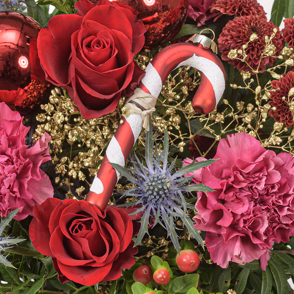 Flower Bouquet Festliche Bescherung with Halloren Balls & vase