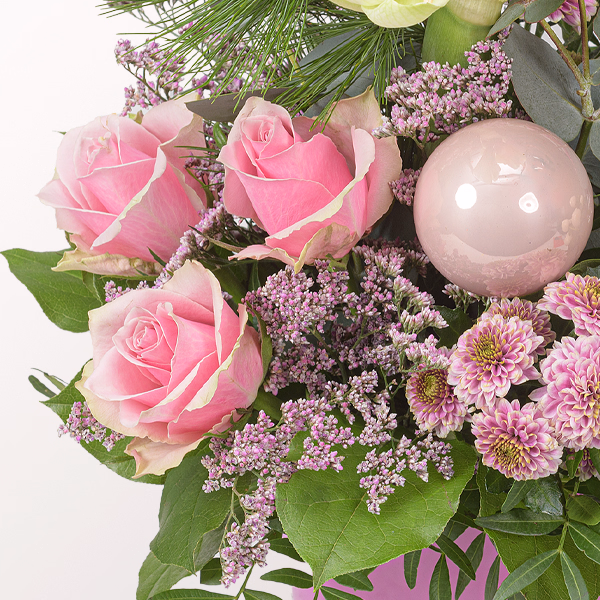 Blumenstrauß Weihnachtsduft mit Halloren Kugeln & Vase