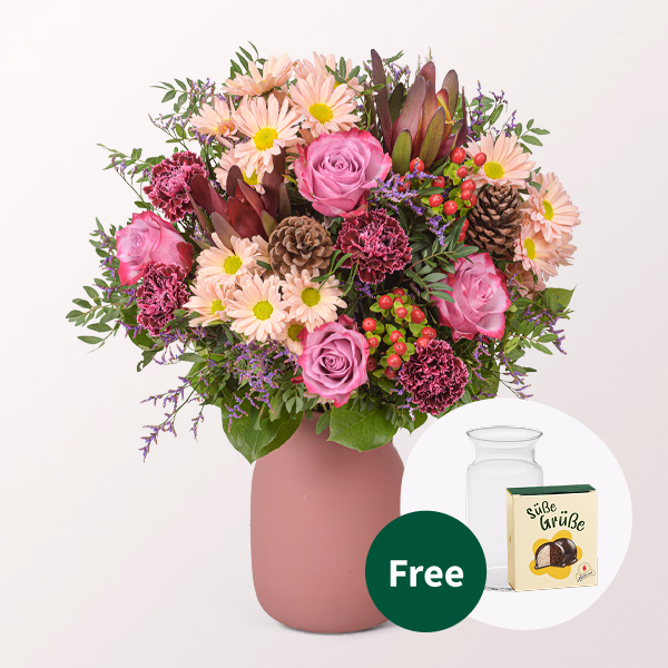 Flower Bouquet Blütentraum with Halloren Balls & vase