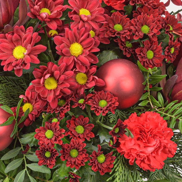 Premiumstrauß Weihnachtsüberraschung mit Premiumvase & Halloren Kugeln